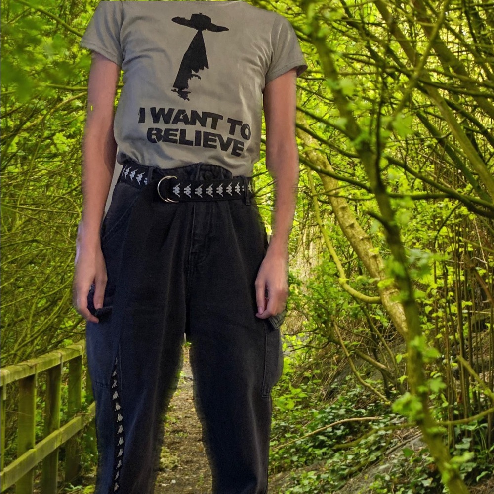 Fan-Made X-Files shirt.